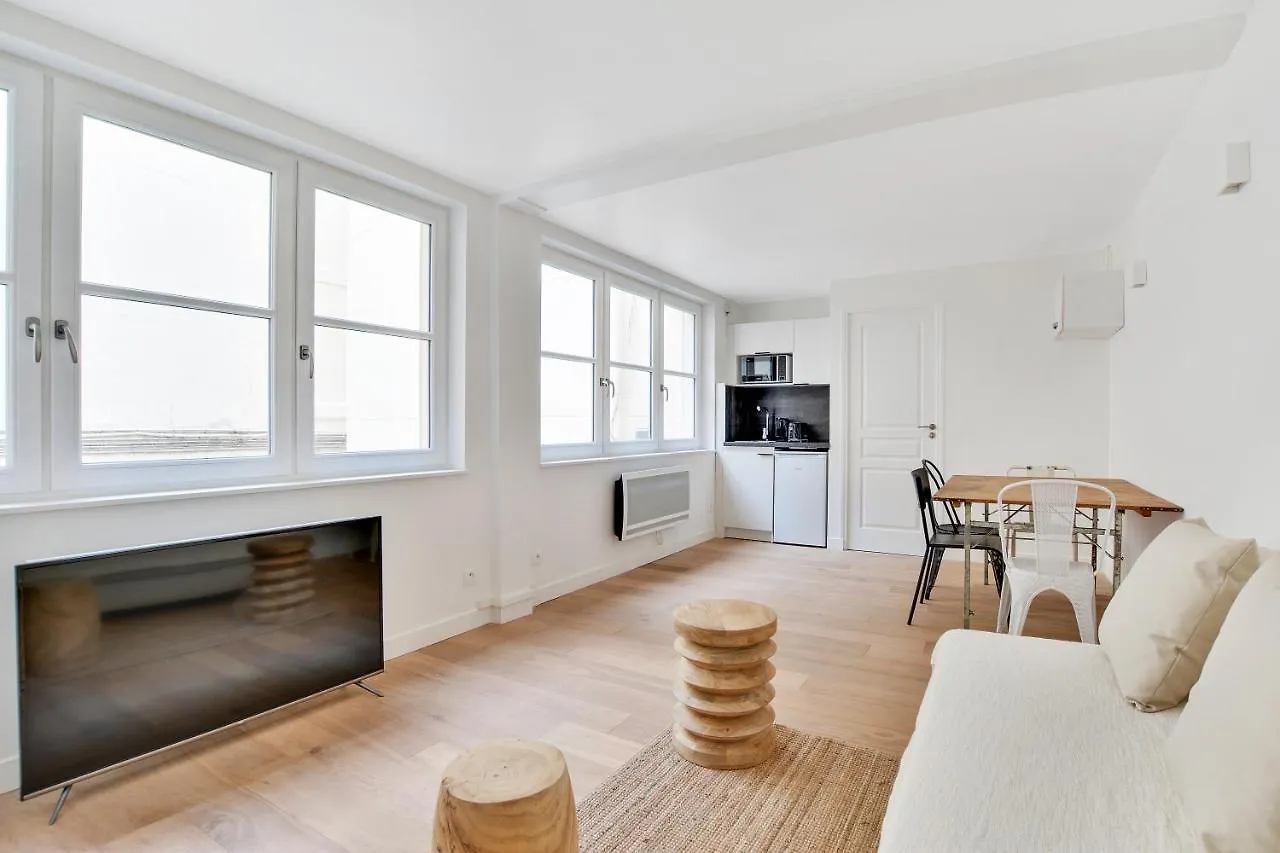 Pick A Flat's In Louvre - Rue Sainte Anne